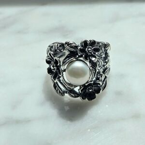 Sterling Silver Pearl Ring